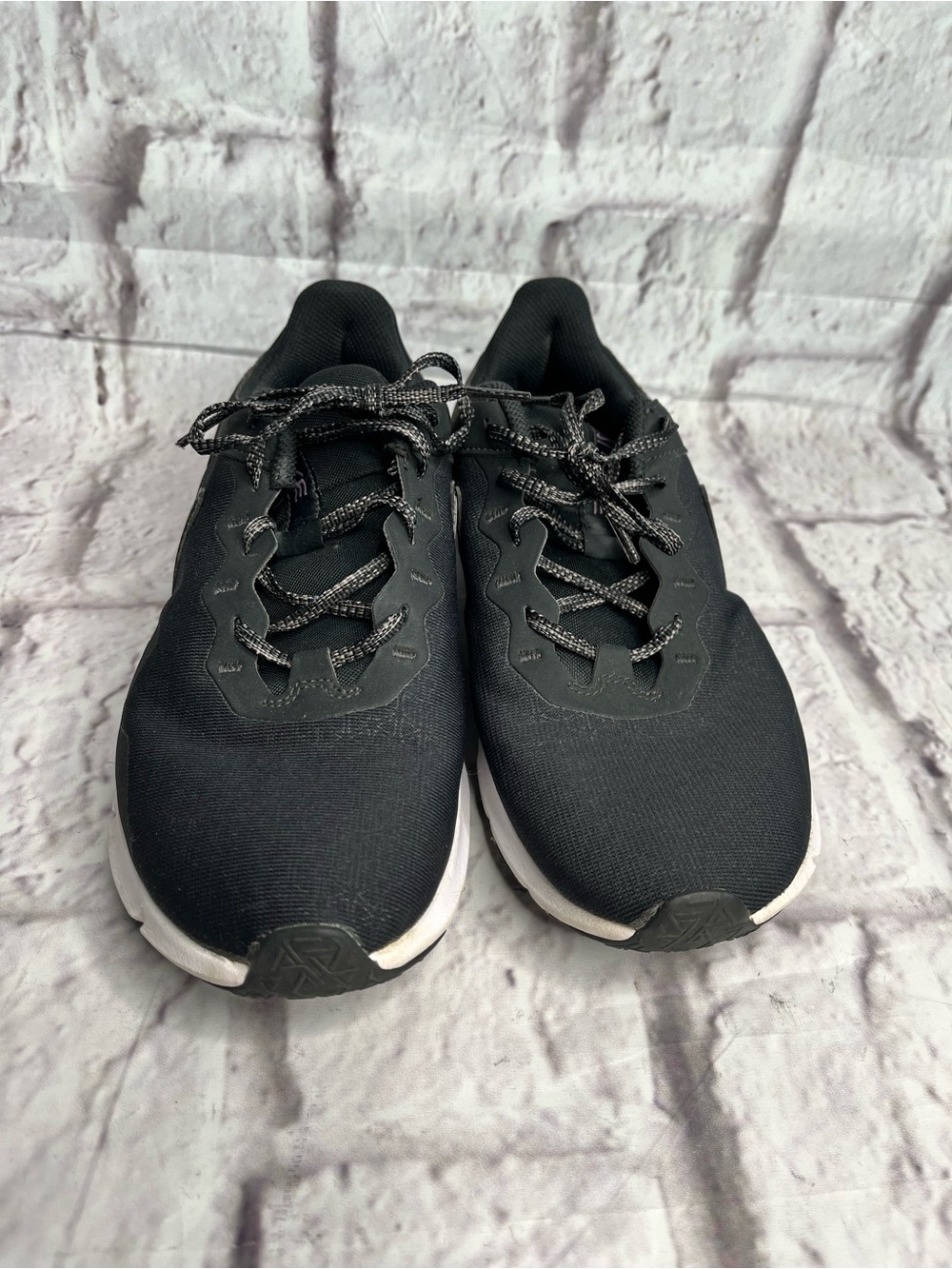 Nike Womens Legend Essential 2 Premium Black Lavander SZ 9 - Picture 3 of 5